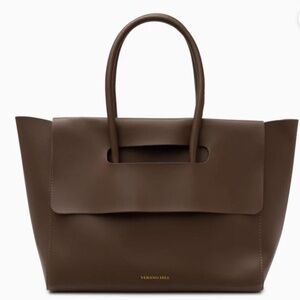 Quiet luxury aesthetic Minimalist structured leather